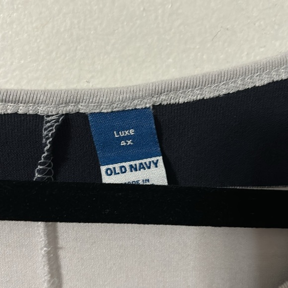 White and blue stripe batwing top - Picture 3 of 4